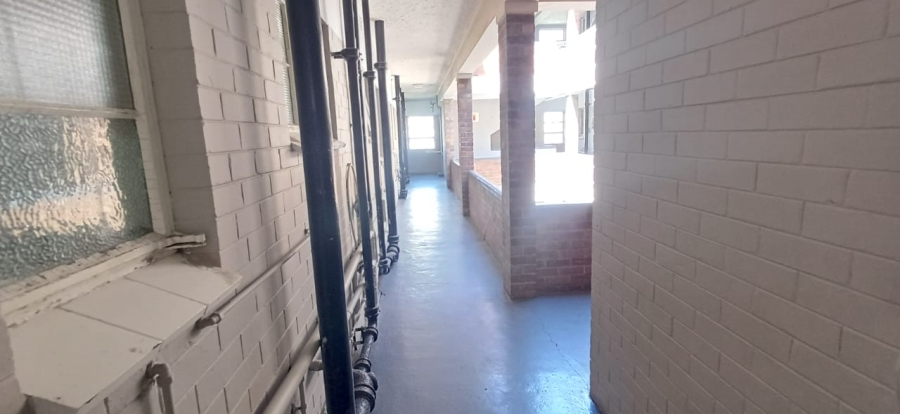 1 Bedroom Property for Sale in Quigney Eastern Cape